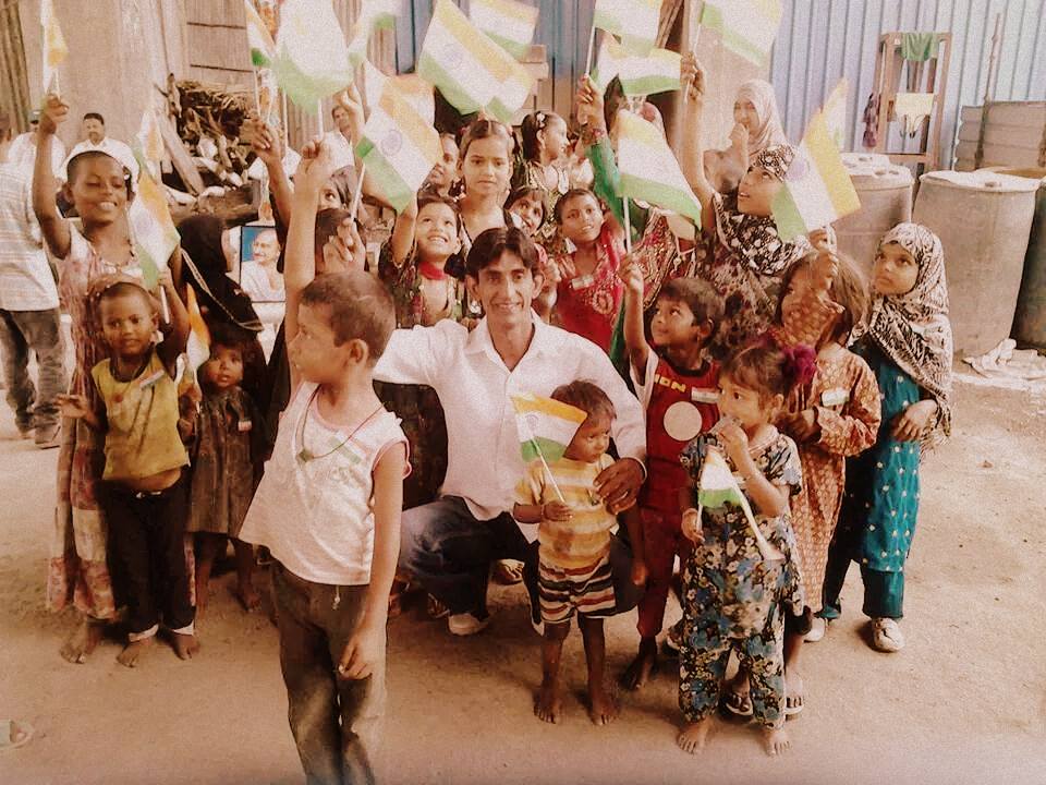 Feed The Poor And Take No Donation ? Meet Azhar Maqsusi!