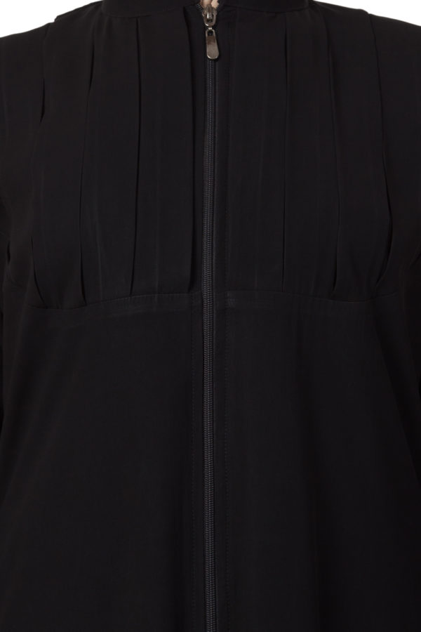 Box Pleated Full Zipper Black Abaya - Image 6